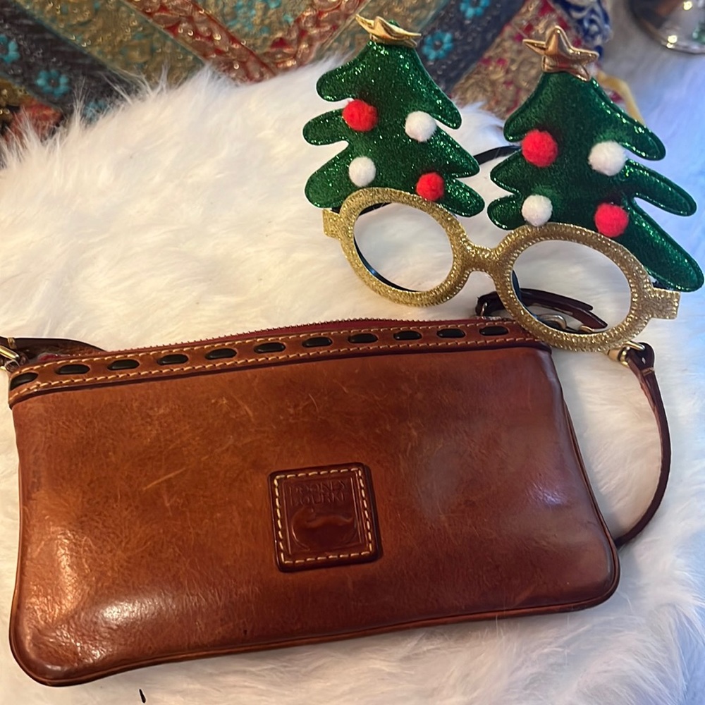 DOONEY BOURKE Used